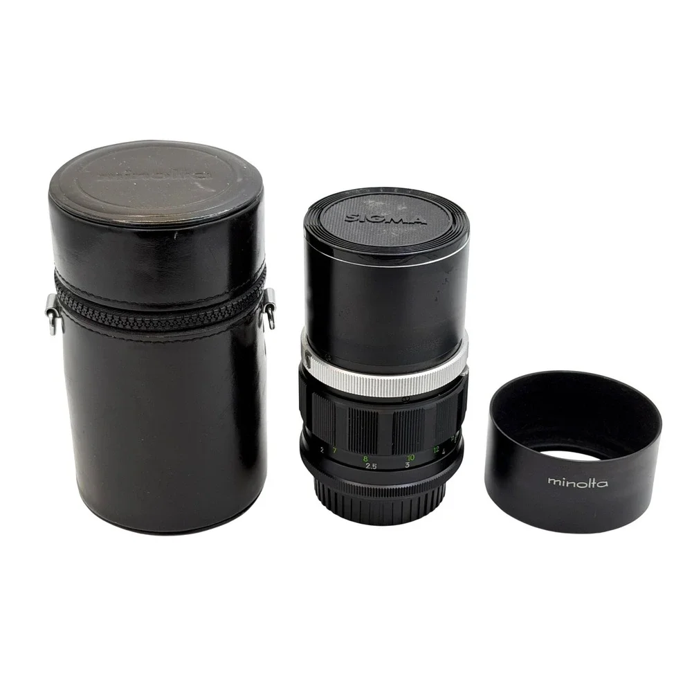 Minolta MC Tele Rokkor-PF 135mm f2.8 Lens with Hood and Case Vintage Japan